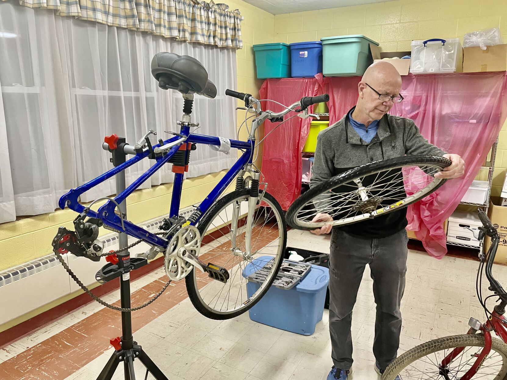 Newfane biking group gets rolling to help neighbors Community