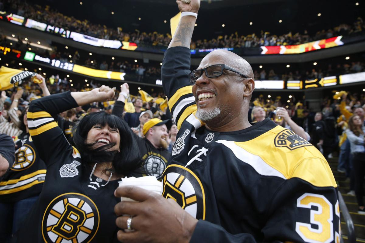 Kuraly, Bruins rally, beat Blues 4-2 in Stanley Cup opener | Sports | 0