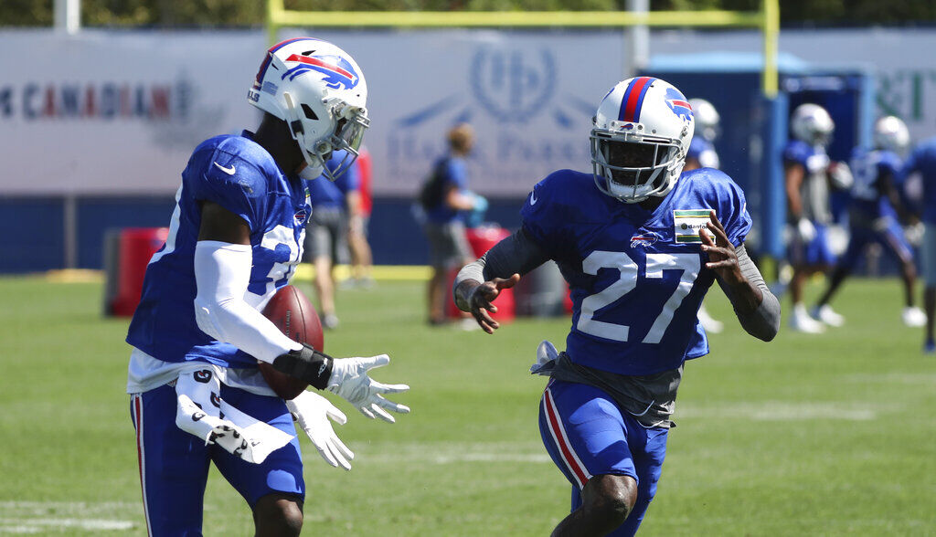 Tre'Davious White Signs Contract