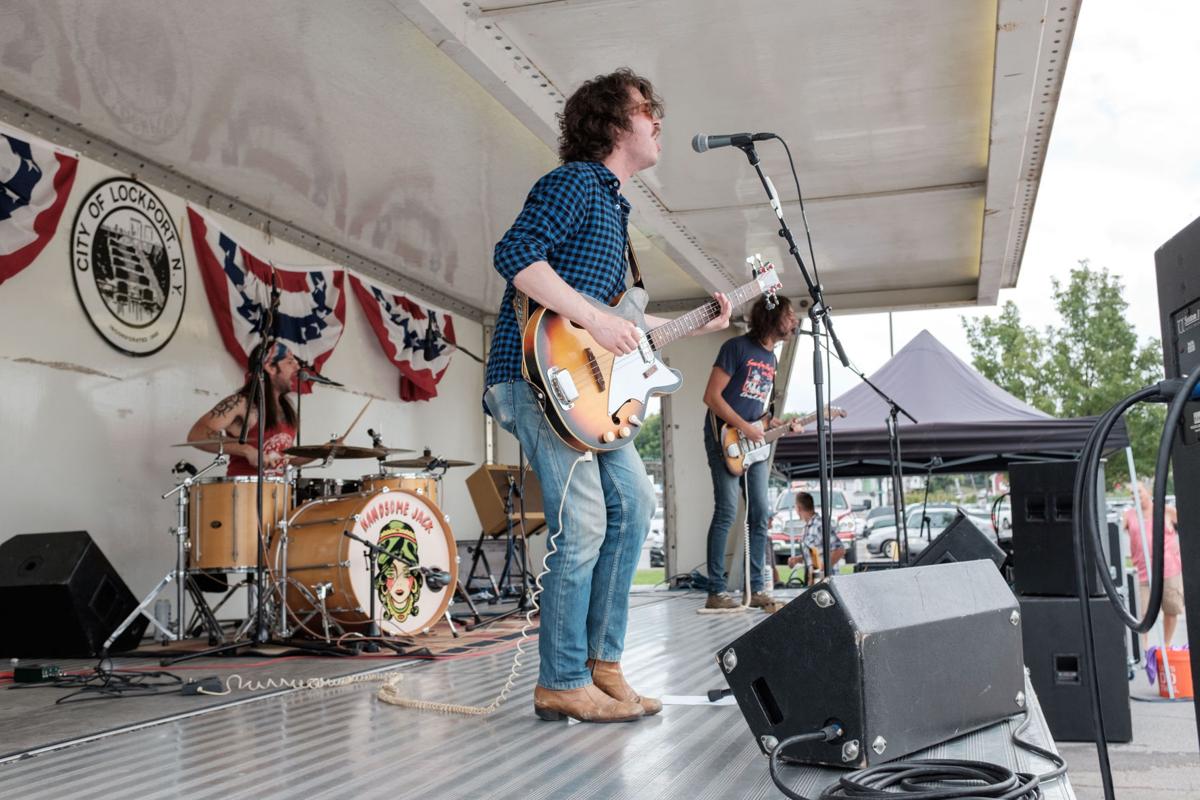 LPT 160814 Taste of Lockport-010.jpg