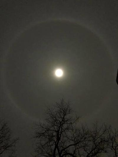 A halo around the moon | Local News | lockportjournal.com