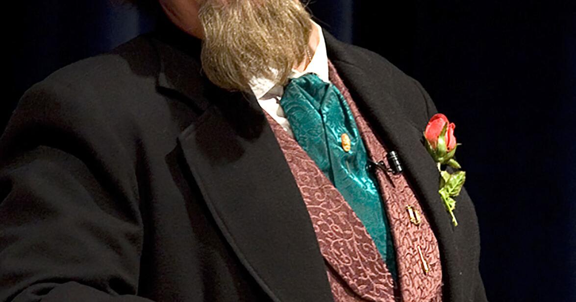 Mike Randall is bringing 'Charles Dickens' to Medina Theatre