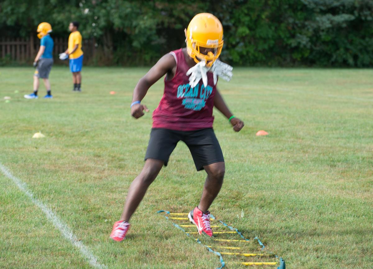 LPT 1608145 LHS Football-011.jpg