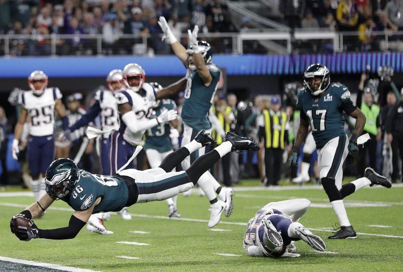 Nick Foles, High-Powered Eagles Stun Tom Brady, Patriots to Win