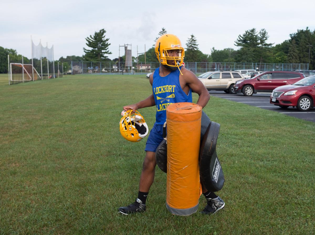 LPT 1608145 LHS Football-013.jpg