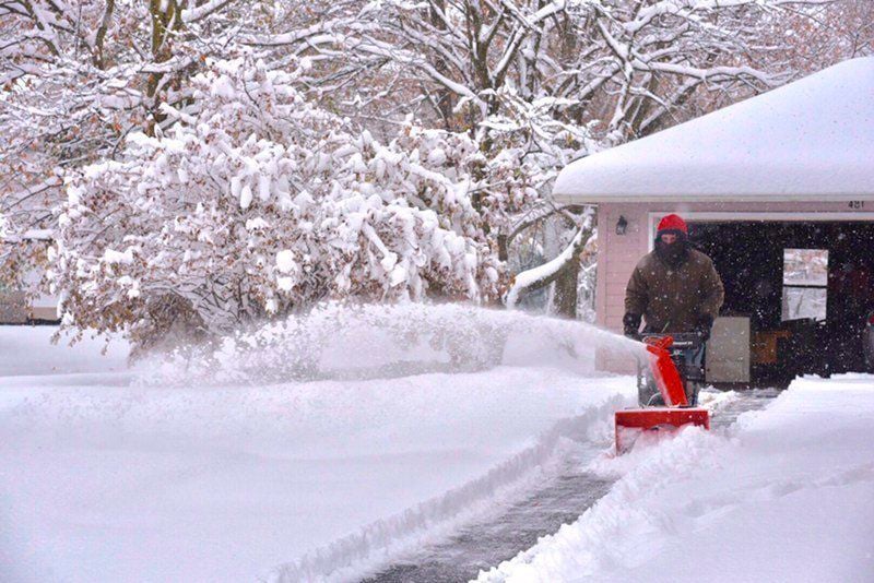 NFL WEEK 11: Locals to the rescue again for snowed-in Buffalo