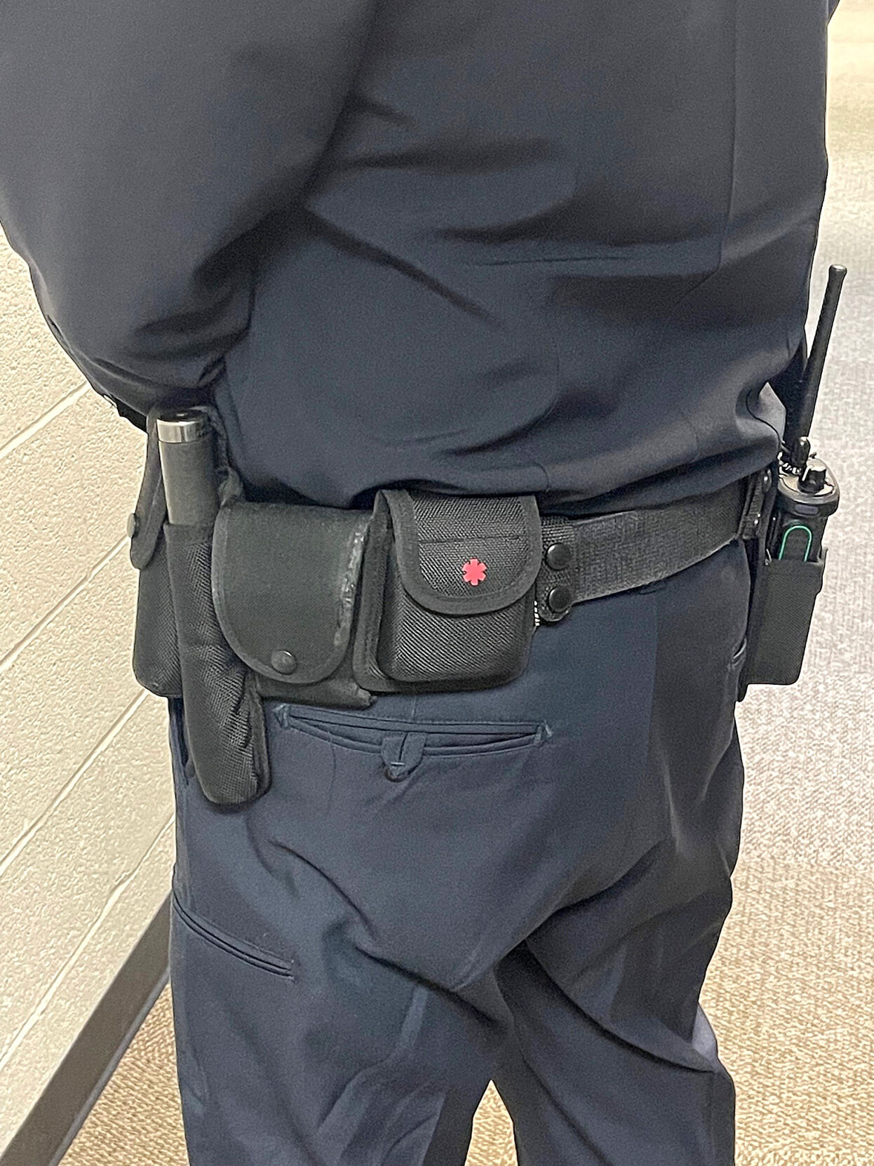 Correctional officer outlet utility belt