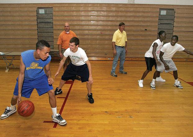 H S Basketball Lhs Hosting Boys Summer Hoops Camp Sports