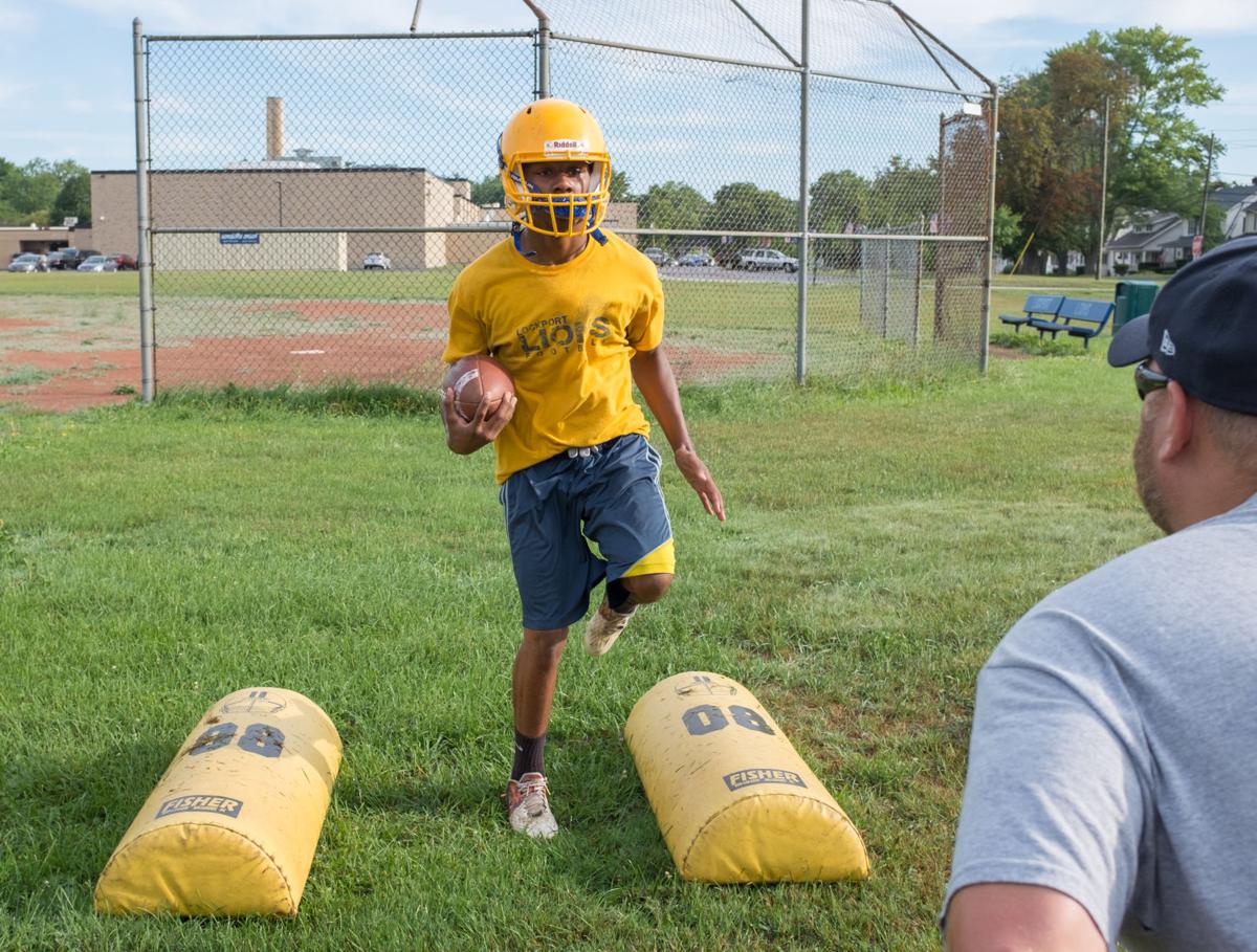 LPT 1608145 LHS Football-019.jpg