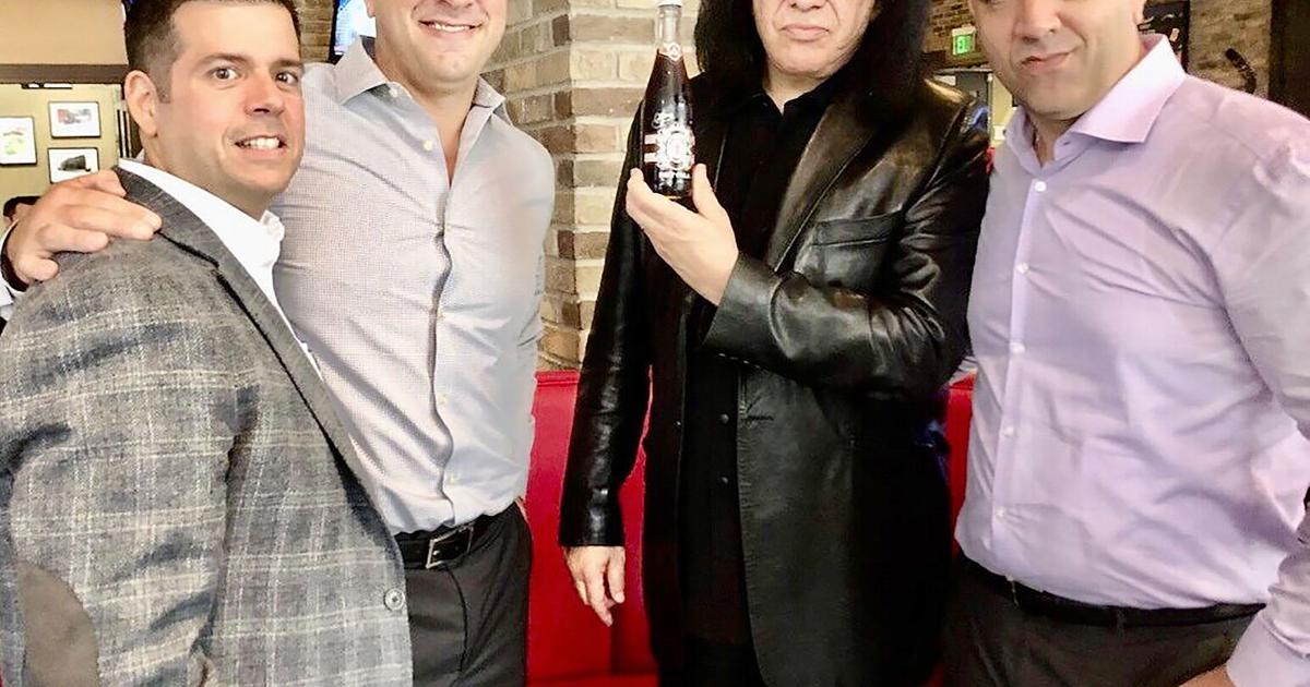 Local business owners’ partnership with Gene Simmons bringing musician to Niagara Falls on Sunday | News Local business owners’ partnership with Gene Simmons bringing musician to Niagara Falls on Sunday | News