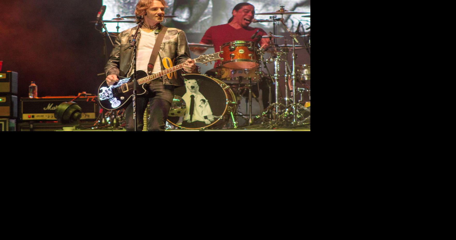 Review: Rick Springfield, the '80s barely show their age at ...