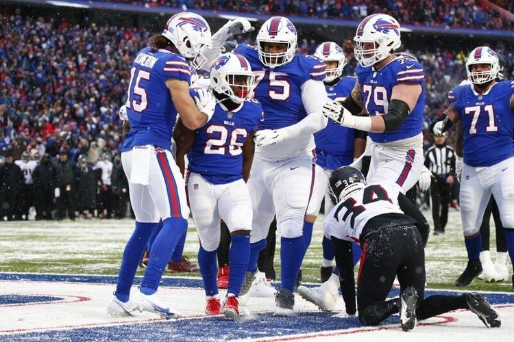 Josh Allen throws 4 TD passes, runs for score, Bills ro