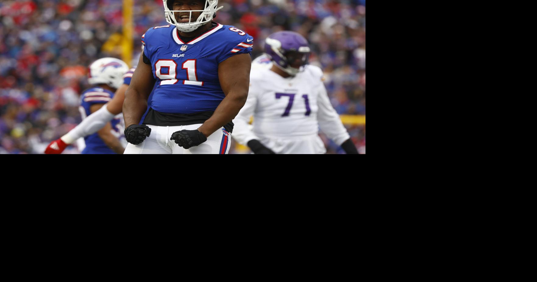 Bills' Shaq Lawson learning on the go in rookie season