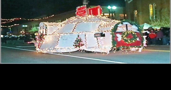 Christmas Parade 2022 Medina Parade Of Lights Celebrating 10 Years In Medina | Local News |  Lockportjournal.com