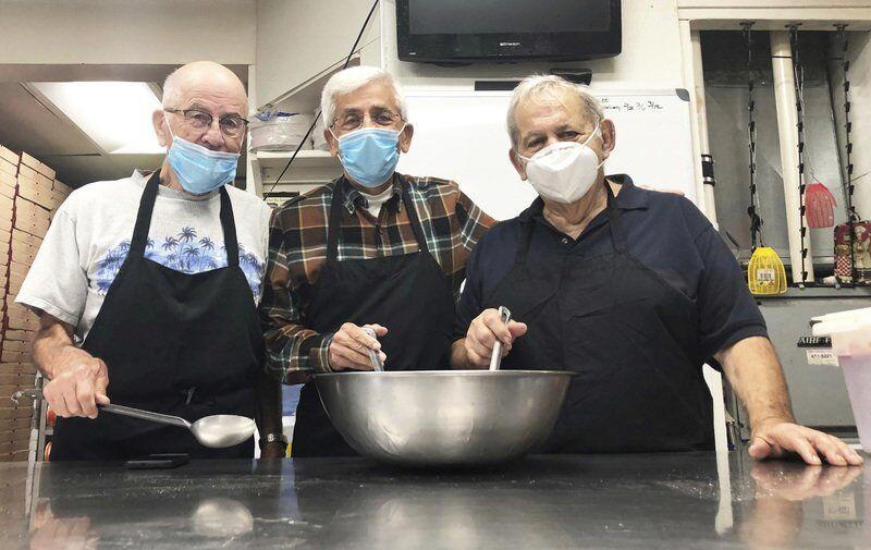 Volunteers will once again serve free Thanksgiving Day ...