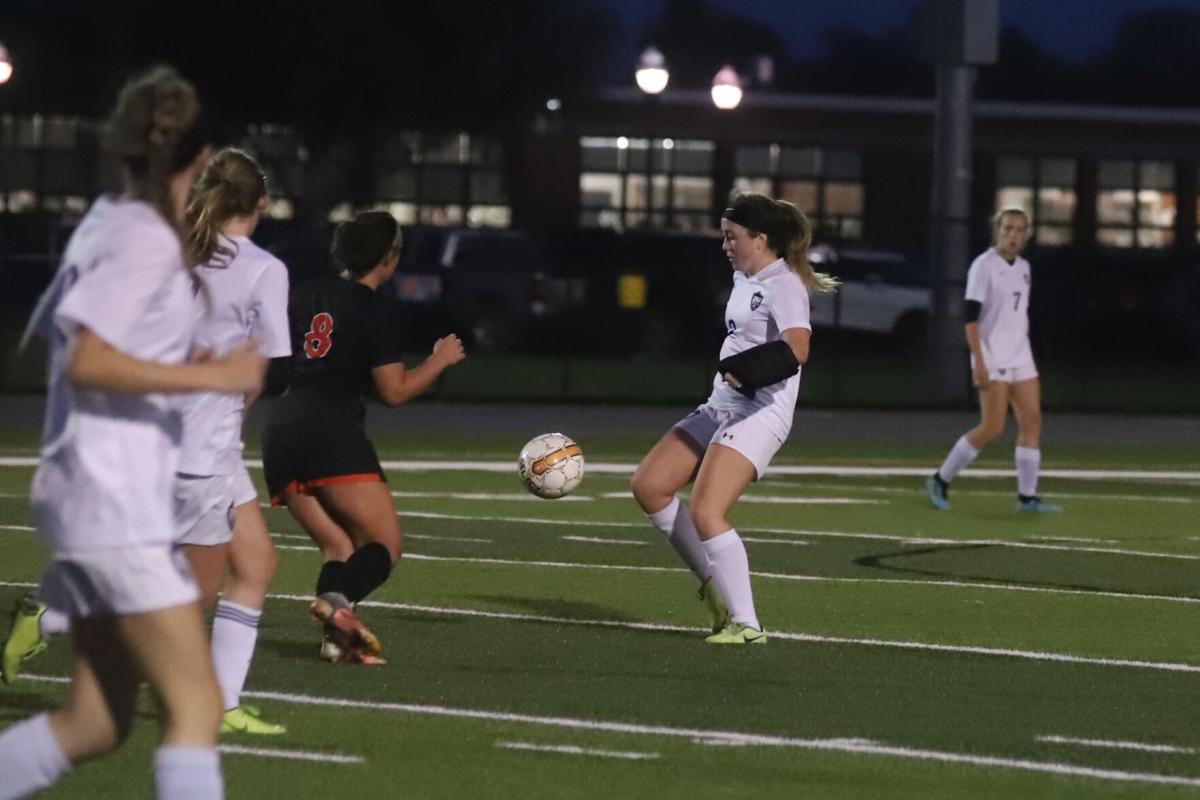 R-HSoccerGirls2.jpeg