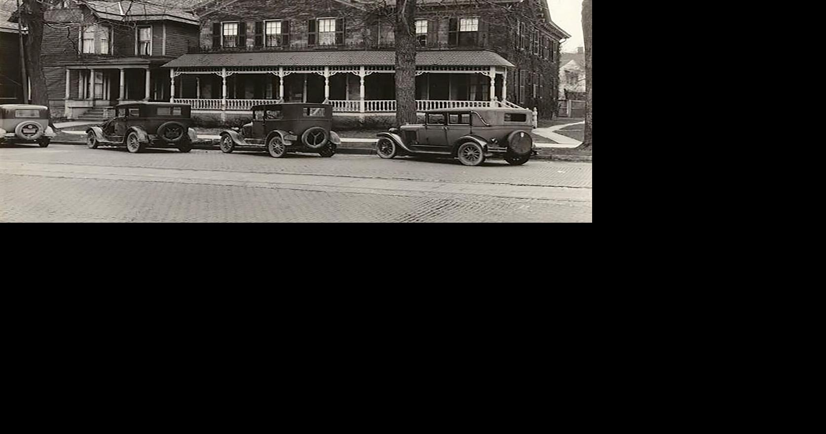 NIAGARA DISCOVERIES: The Isaac Dole House at 52 East Avenue, Lockport