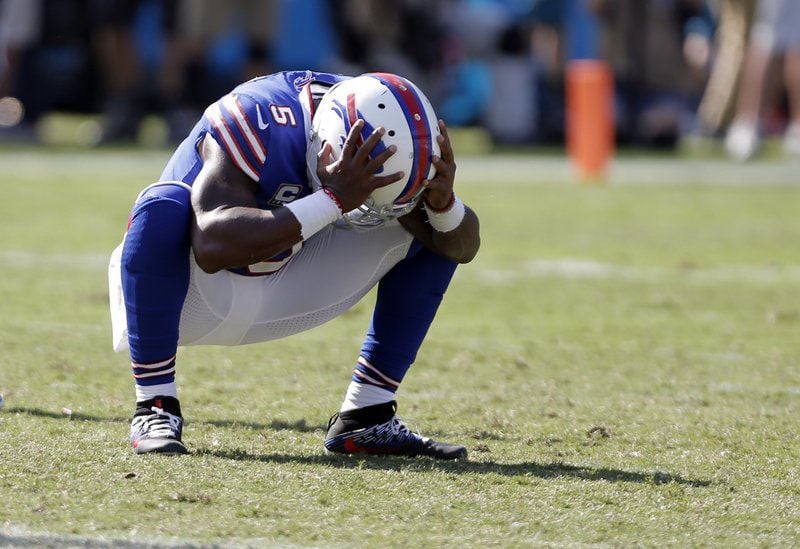 Bills' offense invisible in loss to Carolina