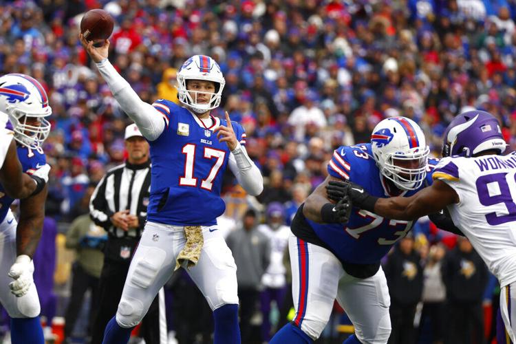 What happened between Josh Allen and Mitch Morse on Bills' botched snap vs.  Vikings? 