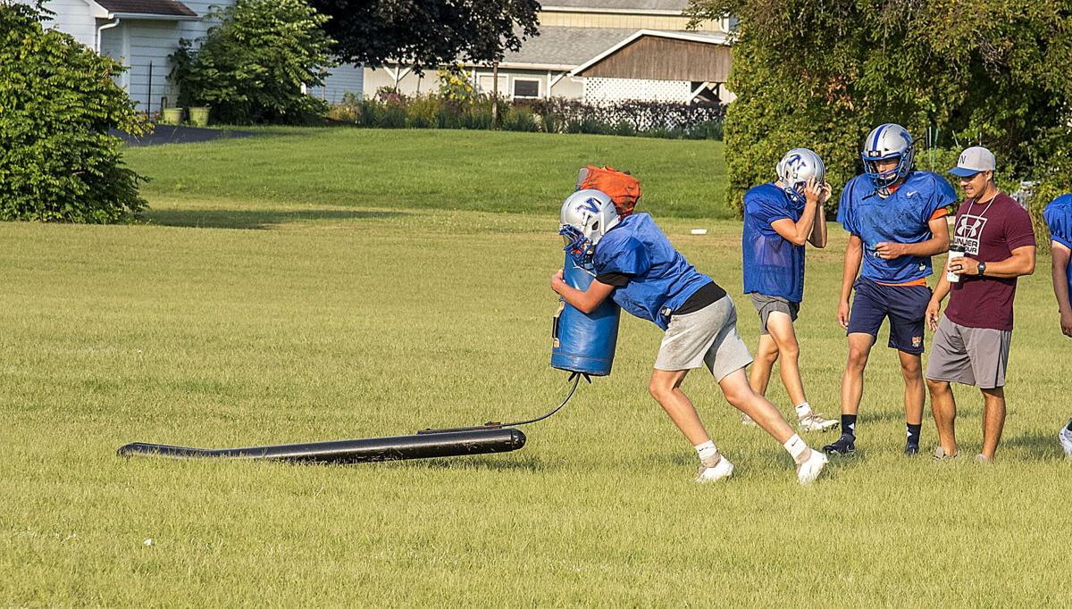 NewfaneFootball4.jpg