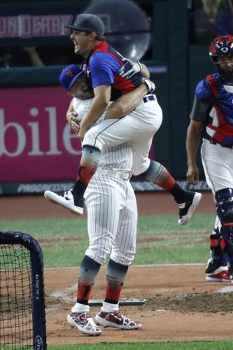 Mets rookie Pete Alonso wins $1m in one night after victory in