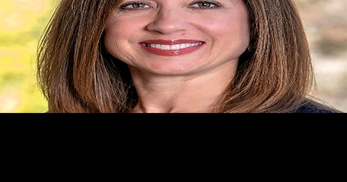 UP THE LADDER Fournier leading national surgtech board; Lumsden