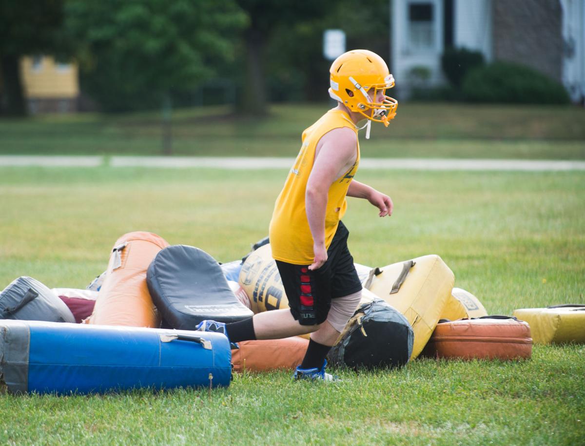 LPT 1608145 LHS Football-004.jpg
