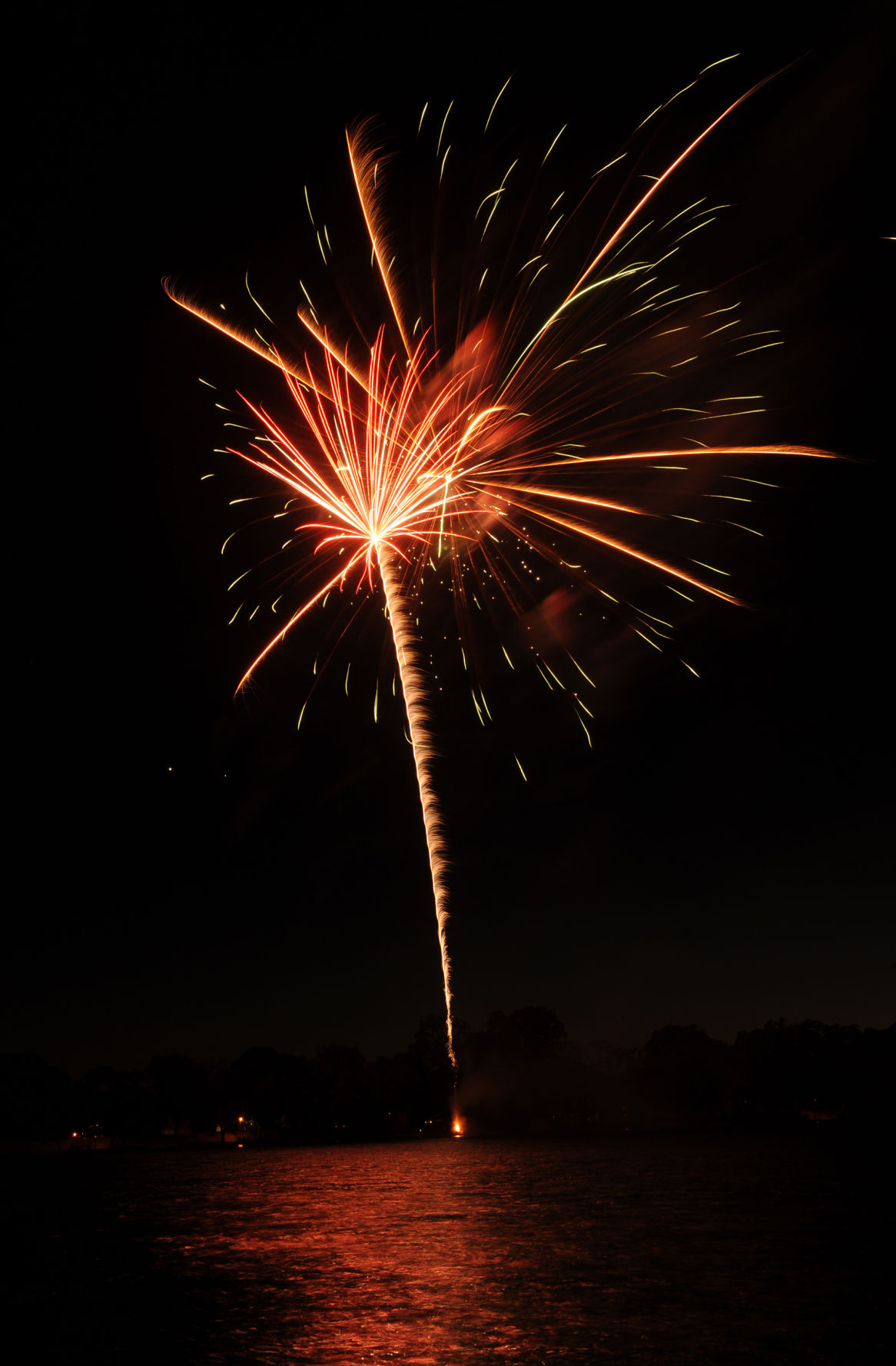 Fourth of July firework show lights up the nighttime Lodi sky News