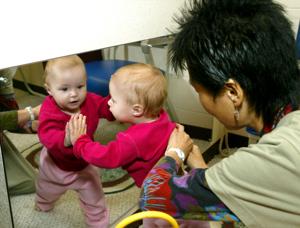 acupuncture helps heroin hooked moms babies lodinews com news