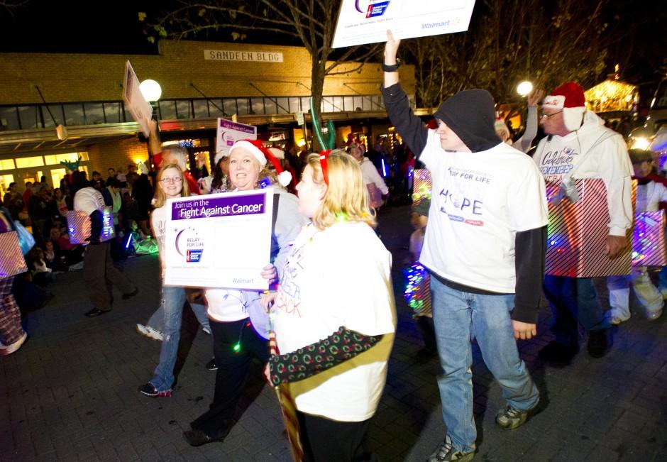 Thousands come to see Parade of Lights News