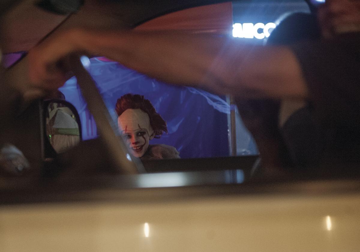 10_24_20_HALLOWEEN_DRIVE_THRU_02.jpg