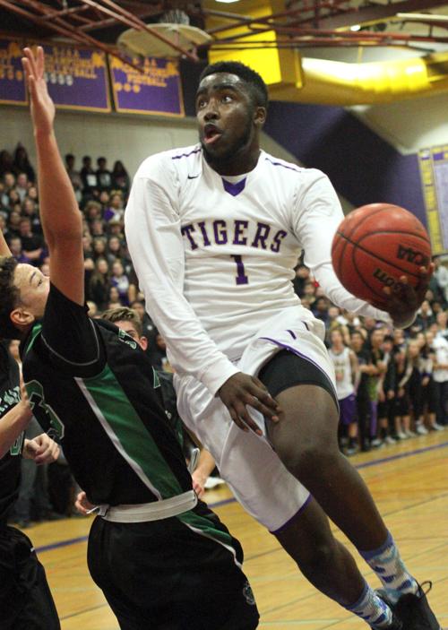Boys Basketball Tokay Tigers S L J Reed Takes Tri City Athletic League First Team Honors Sports Lodinews Com