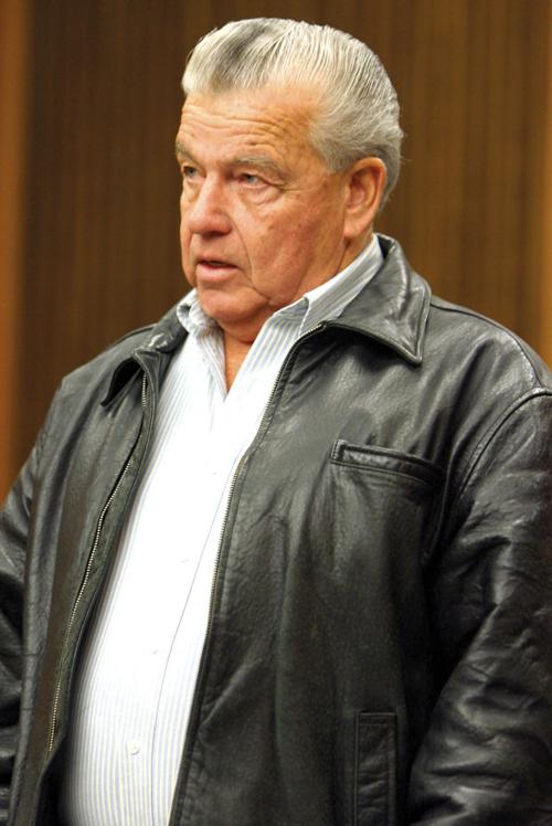 Loren Herzog gets 14 years for voluntary manslaughter after accepting