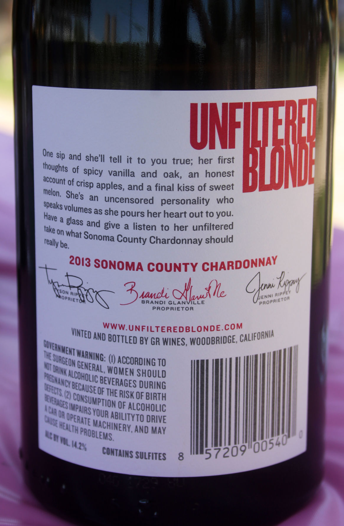 ‘Real Housewives’ star Brandi Glanville releases Unfiltered Blonde wine