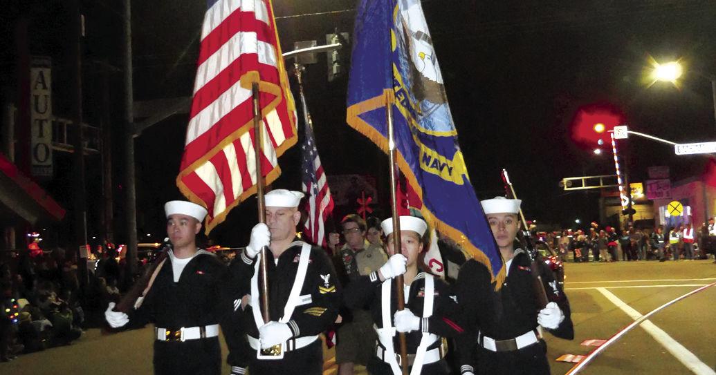 Parade of Lights excites Lodi crowds News