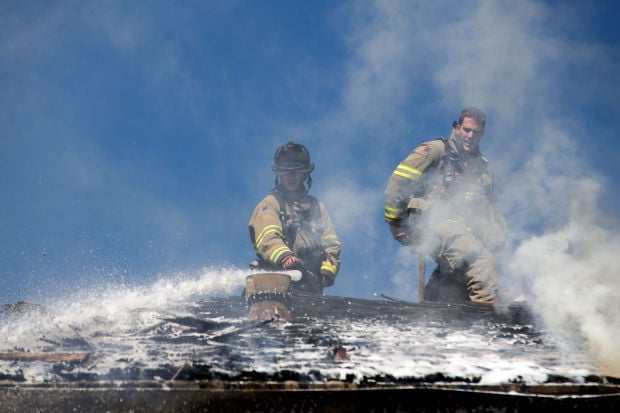 Fire Engulfs Lodi Apartment | News | Lodinews.com