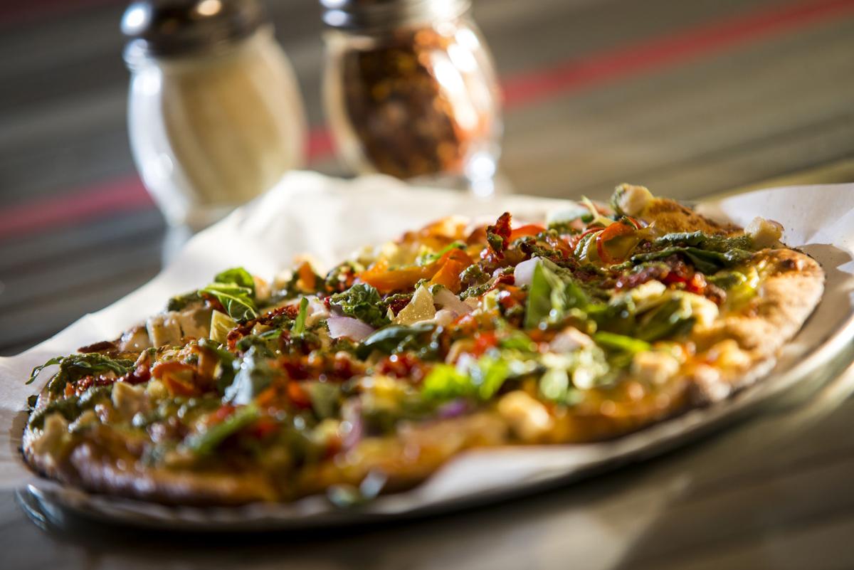 Smack Pie brings personal pizzas to Downtown Lodi Dining