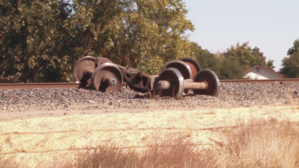 Train derails in Galt; no injuries reported News