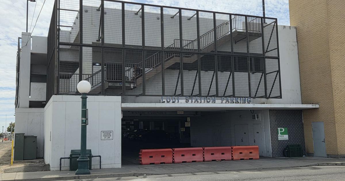 Third floor of parking garage to reopen
