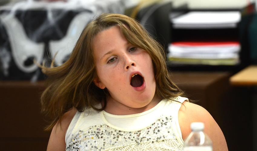 Vinewood Elementary School fourthgraders learn basics of songwriting