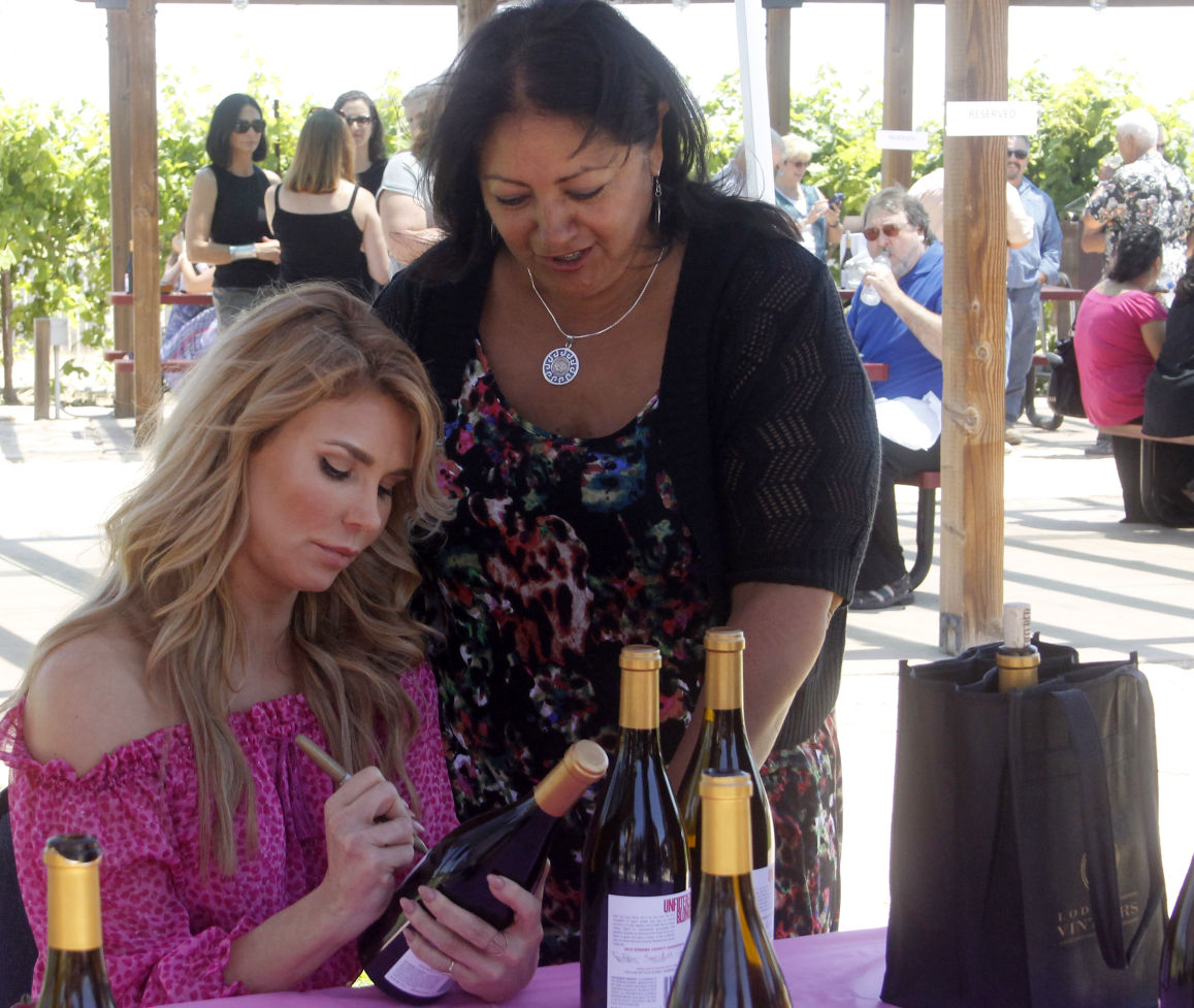 ‘Real Housewives’ star Brandi Glanville releases Unfiltered Blonde wine
