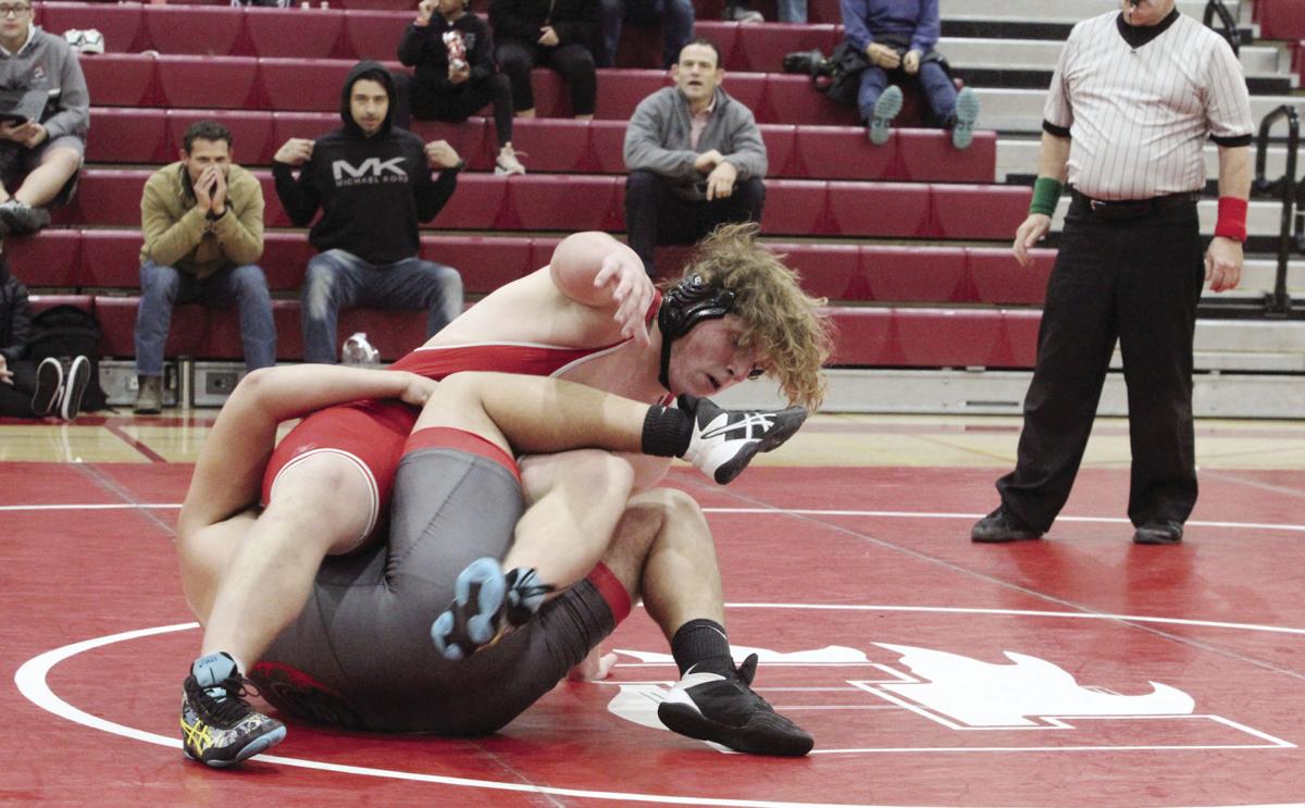 Warrior Wrestling Advances 13 Wrestlers To Sectionals Waunakee Tribune Hngnews Com