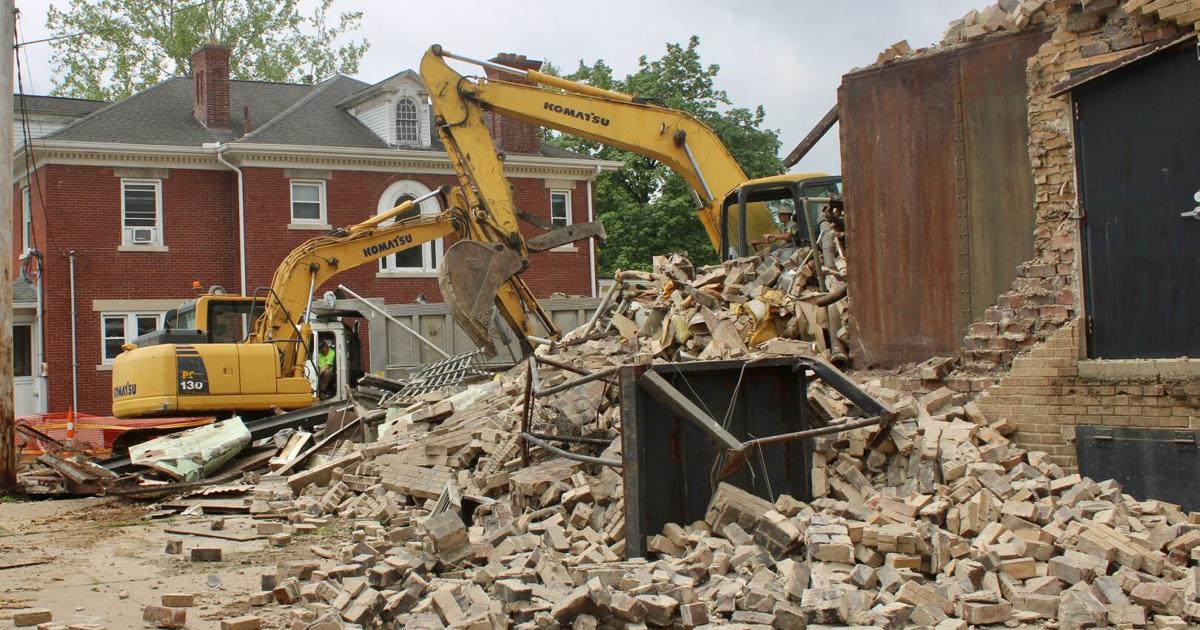 Brewing Locally Image