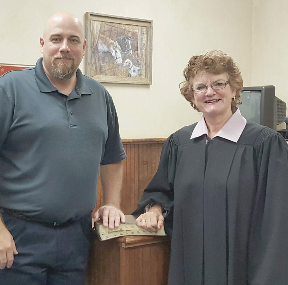 New Mayor in New Straitsville News