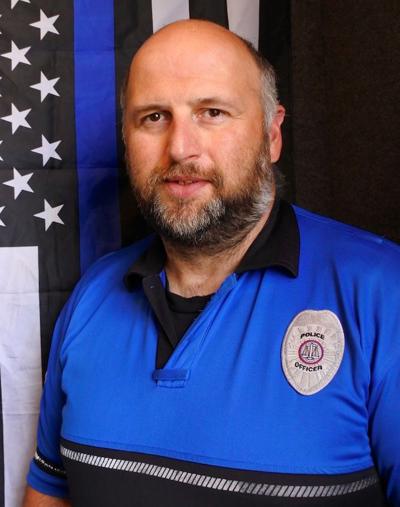 Recognizing those who still serve | News | logandaily.com