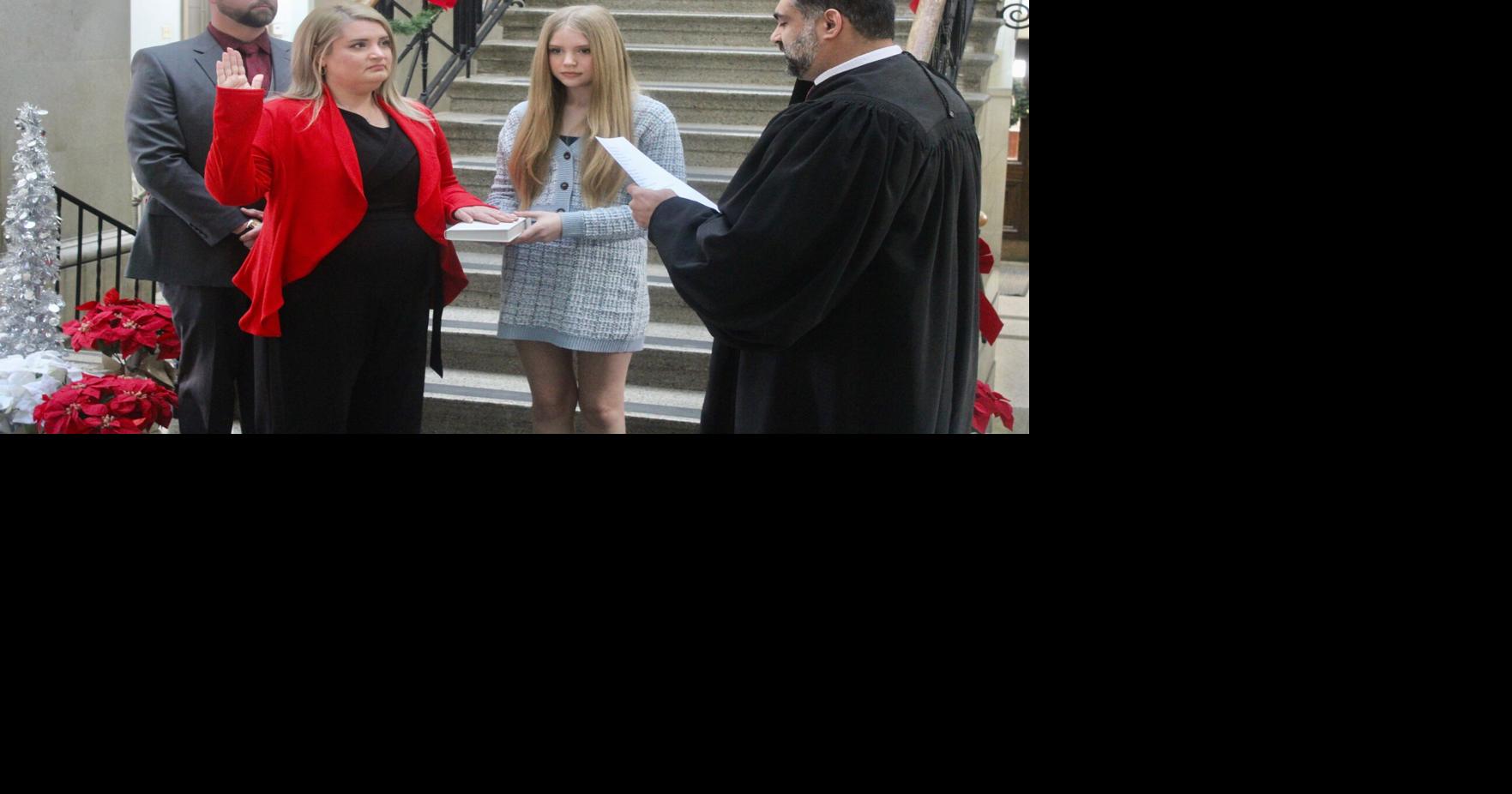 County officials sworn in | News | logandaily.com
