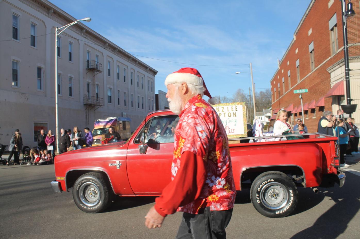 Logan ohio christmas parade 2022