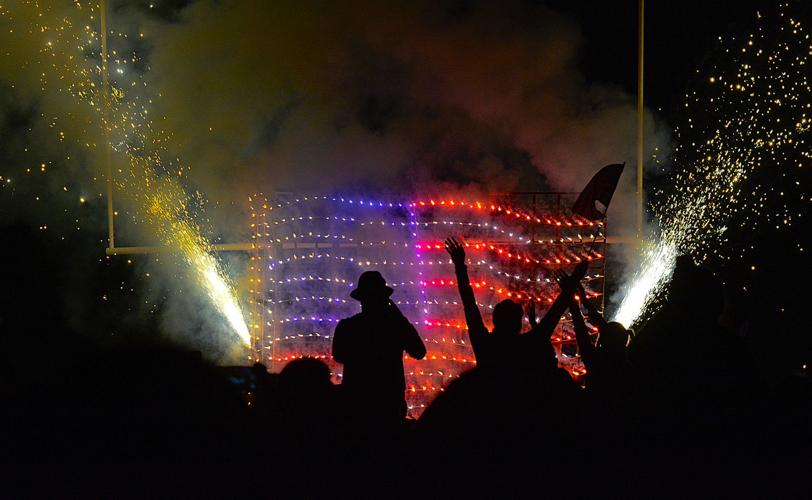 Hundreds pack Lompoc 4th of July fireworks show Local News