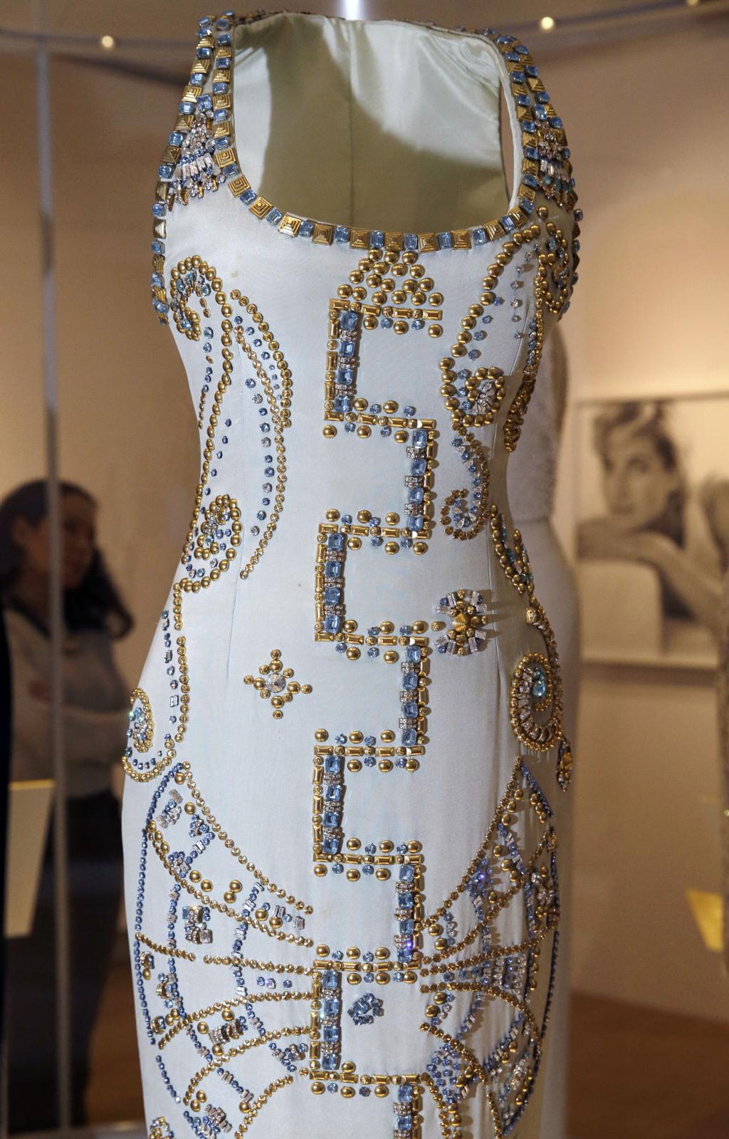 Photos: Exhibit features dresses that tell Princess Diana's 'fashion story'  | Lifestyles | lompocrecord.com