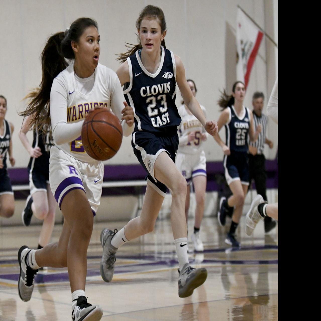 Photos Righetti Runs By Clovis East In Cif Basketball Playoffs